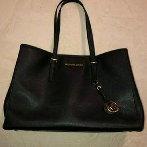 Michael Kors Jet Set Black bag handbag $278